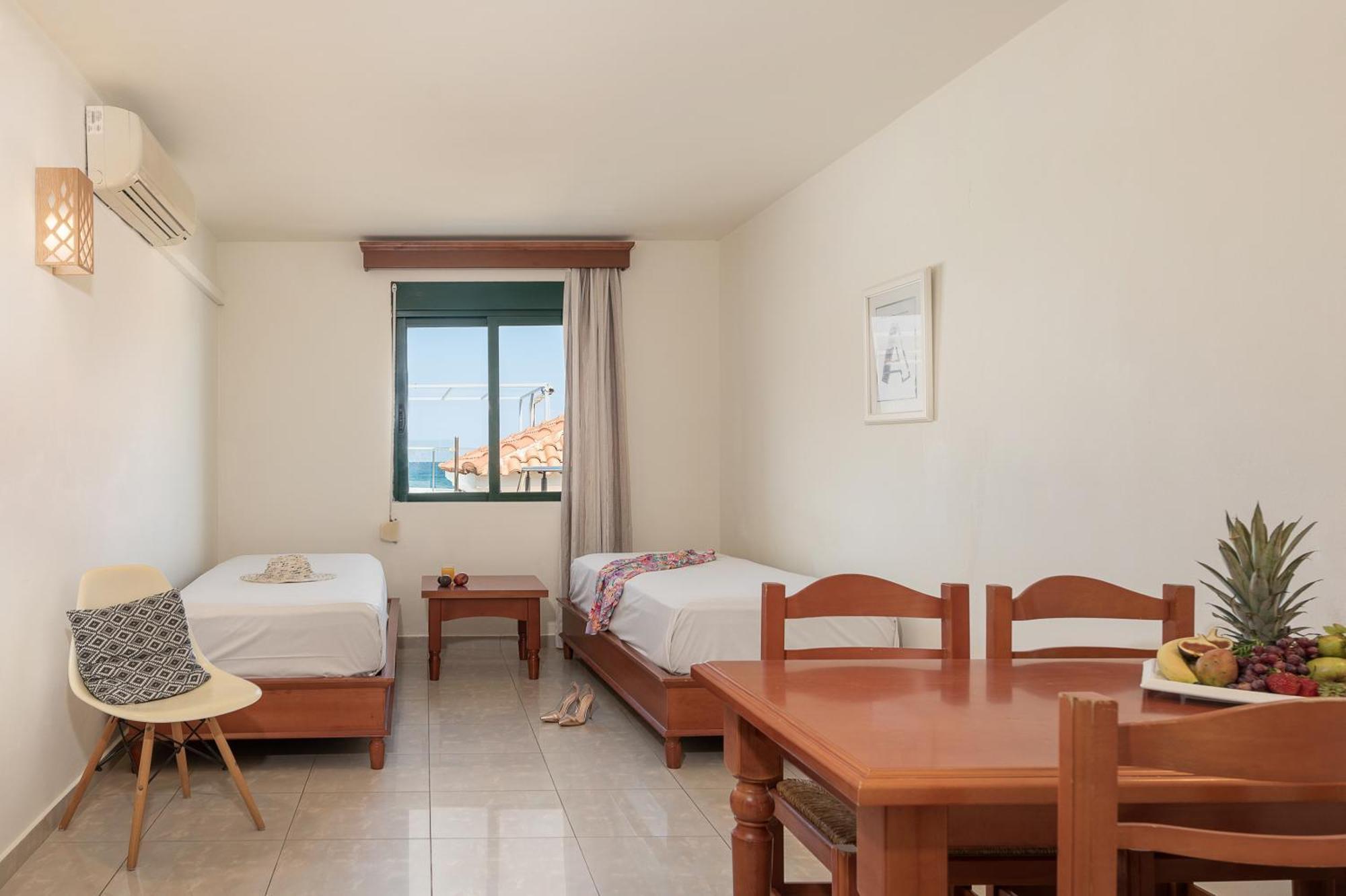 Caldera Bay Ξενοδοχείο Platanés Εξωτερικό φωτογραφία